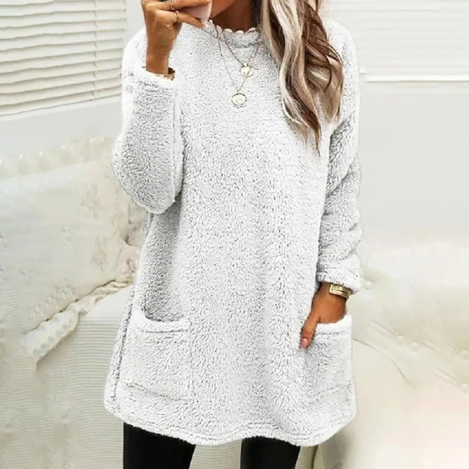 2024 Womens Sherpa Pullover Oversized Fuzzy Fleece Sweatshirts Faux Fur Fluffy Outerwear with Pockets Winter Soft Loungwear