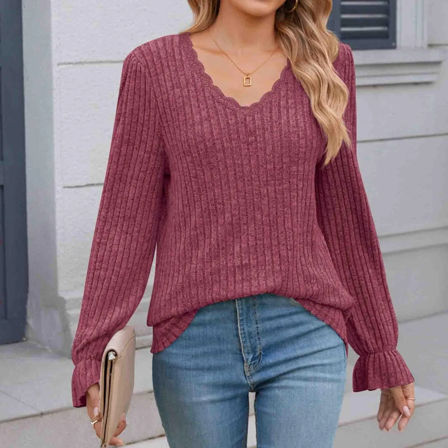 Fahion Sweatshirts for Women long sleeve V Neck Tops 2024 Trendy Casual Ruffle Sleeve Fleece Knitted Pullover Top
