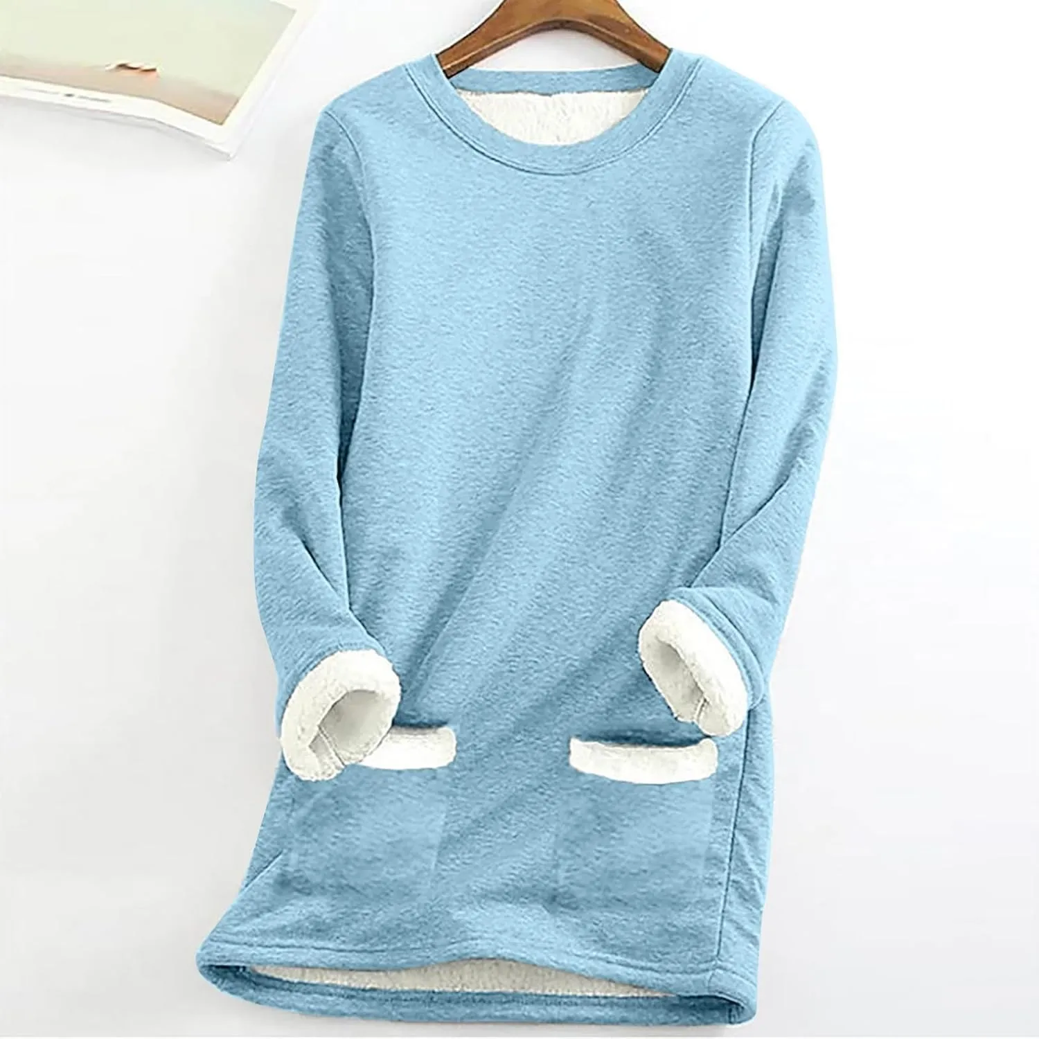 Fleece Sweatshirts for Women Crewneck Thermal Shirts Fleece Tops Round Neck Long Sleeve Pullover Blouses